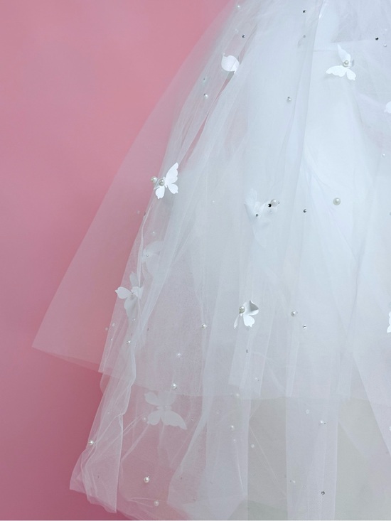 Bridal Tulle Butterfly Appliqué Veil with Pearl and Crystal Accents - White main image 5